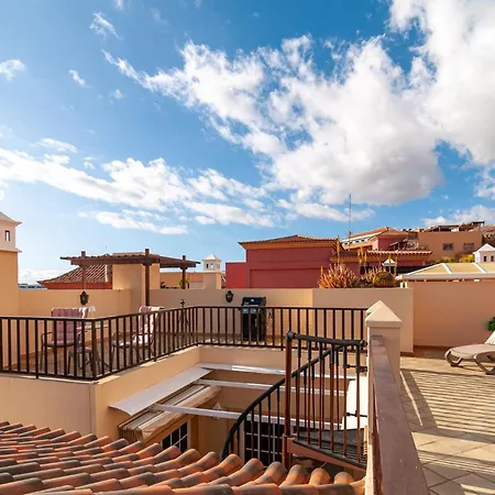 Beautiful 2 Bedroom Penthouse Terrazas Del Duque Appartement